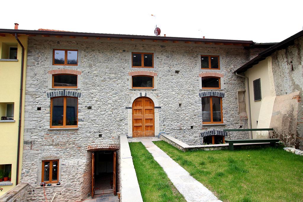 Pescalina - Pescate Villa Luaran gambar